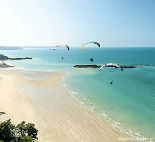 Activités de plein-air autour camping la Petite Ville en Bretagne